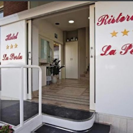 Hotel La Perla Cupra Marittima Exteriér fotografie