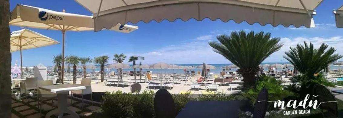 Hotel La Perla Cupra Marittima Exteriér fotografie