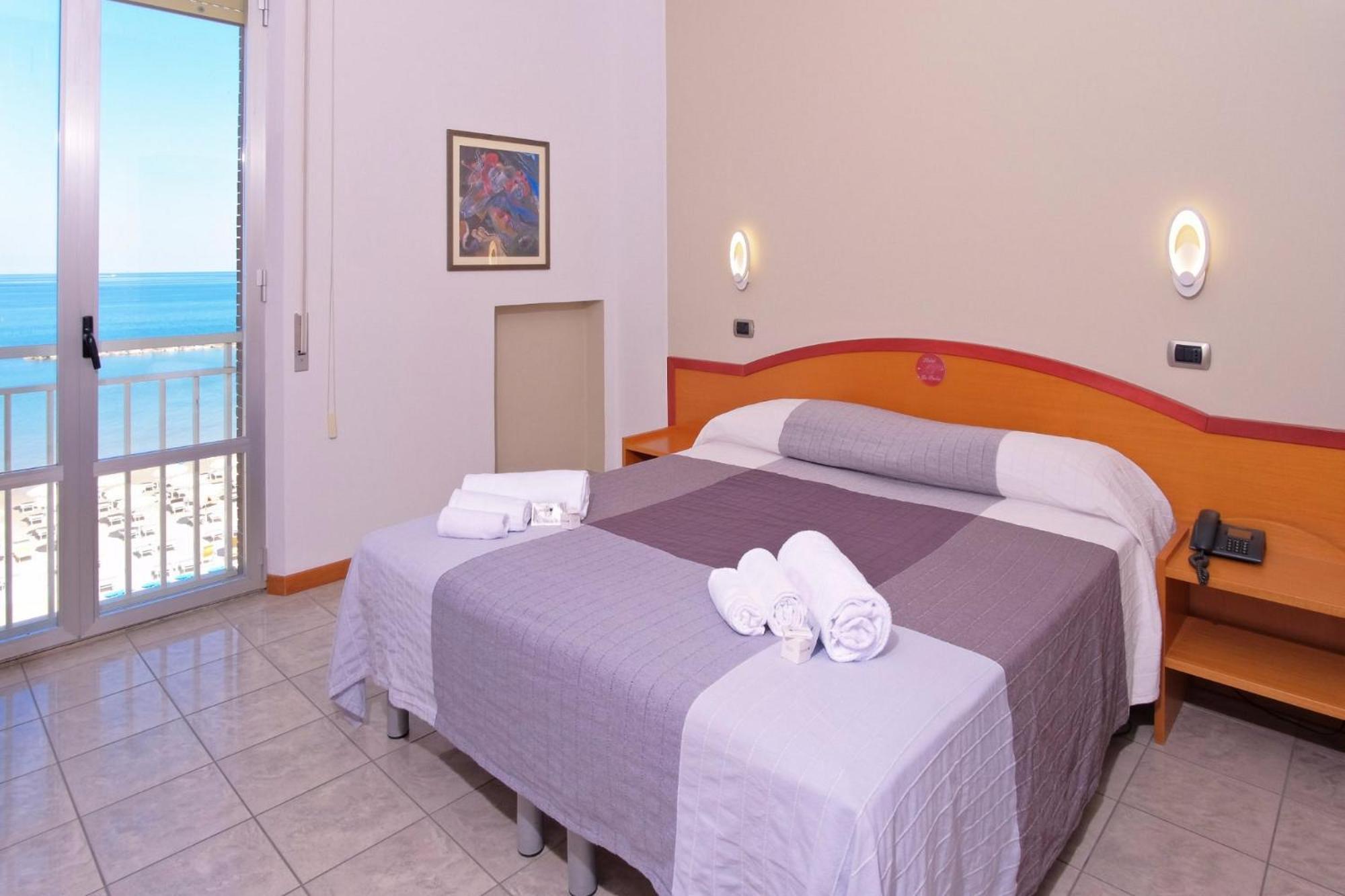 Hotel La Perla Cupra Marittima Exteriér fotografie