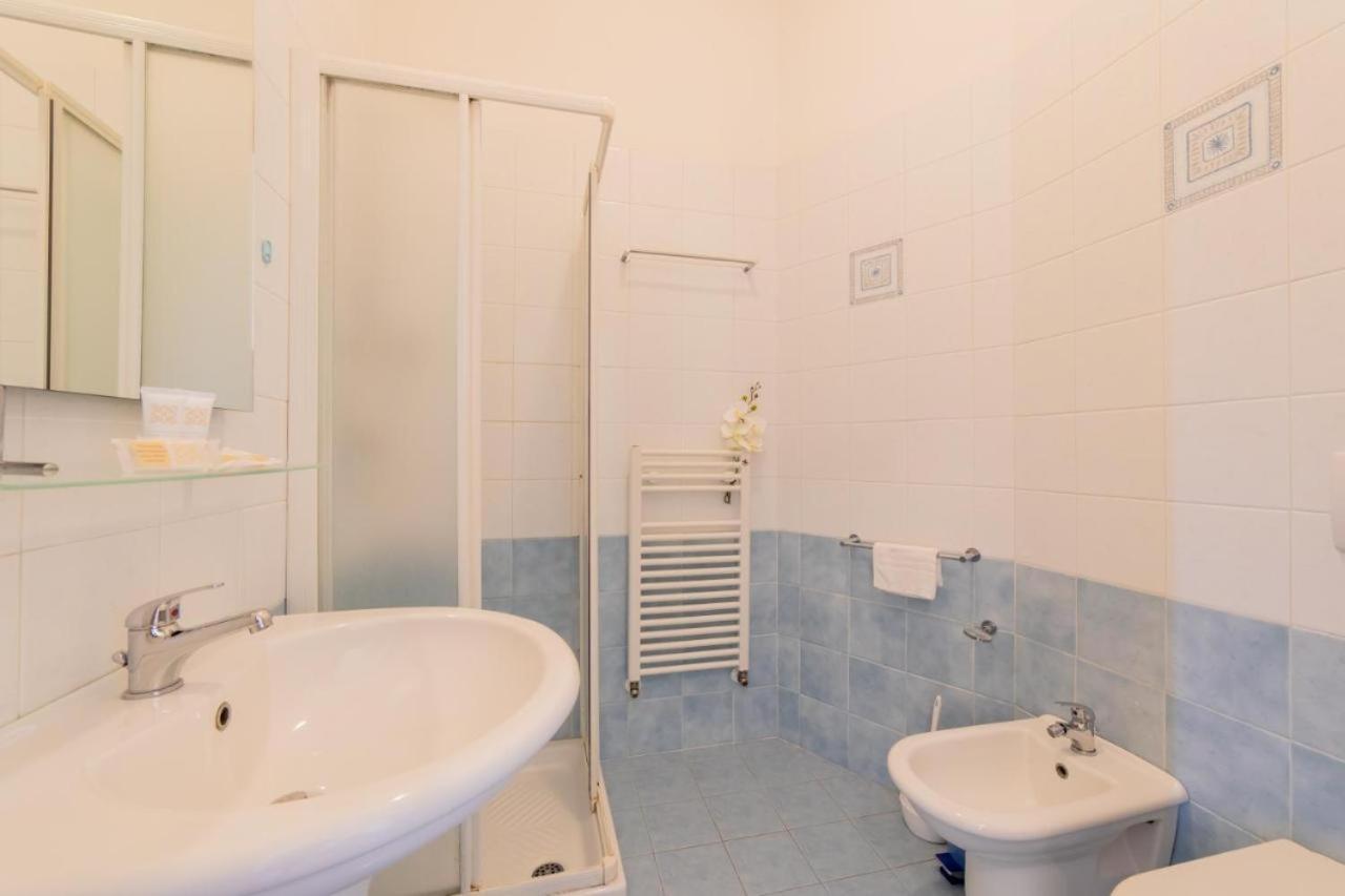 Hotel La Perla Cupra Marittima Exteriér fotografie