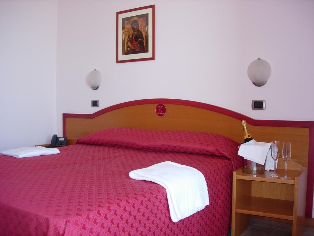 Hotel La Perla Cupra Marittima Pokoj fotografie