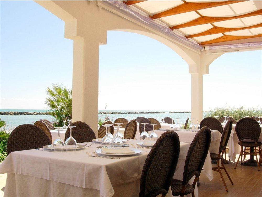 Hotel La Perla Cupra Marittima Exteriér fotografie