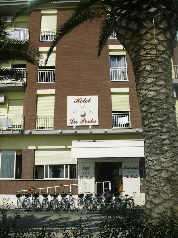Hotel La Perla Cupra Marittima Exteriér fotografie